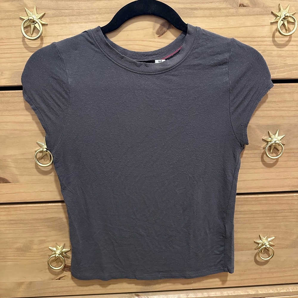 BDG grey top